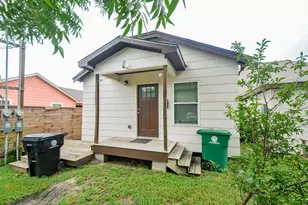 1413 Egypt St, Houston, TX 77009 - Photo 2