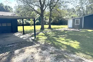 1207 Half Moon Dr, Wharton, TX 77488 - Photo 6