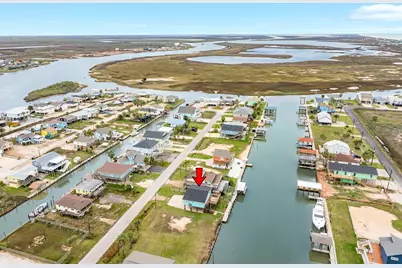 306 Pompano Lane, Surfside Beach, TX 77541 - Photo 2