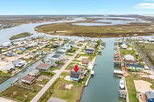 306 Pompano Ln, Surfside Beach, TX 77541 - Photo 2