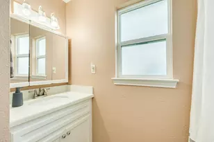 306 Pompano Ln, Surfside Beach, TX 77541 - Photo 22