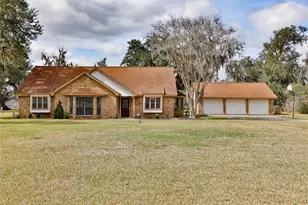 211 Bayou Rd, Lake Jackson, TX 77566 - Photo 1