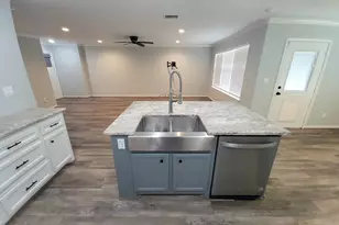 115 Sendero Dr, Huntsville, TX 77340 - Photo 6