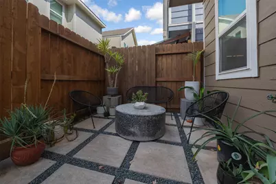 5423 Camaguey Street, Houston, TX 77023 - Photo 30