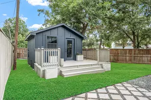 802 W 41st St, Houston, TX 77018 - Photo 26