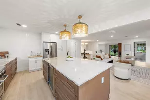 802 W 41st St, Houston, TX 77018 - Photo 14