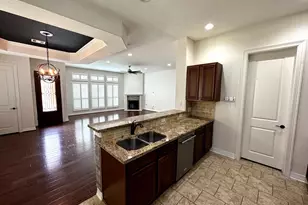 22 W Oaks Dr, Pasadena, TX 77058 - Photo 8