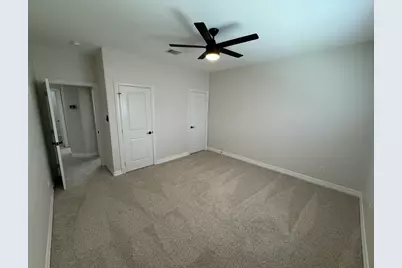 22 W Oaks Drive, Pasadena, TX 77058 - Photo 18
