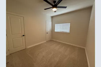 22 W Oaks Drive, Pasadena, TX 77058 - Photo 20