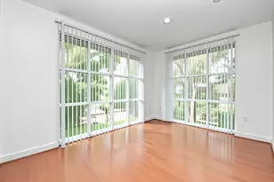 2400 McCue Rd, Houston, TX 77056 - Photo 10