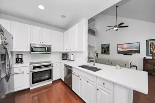 2400 McCue Rd, Houston, TX 77056 - Photo 12