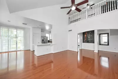 2400 McCue Road #424, Houston, TX 77056 - Photo 1