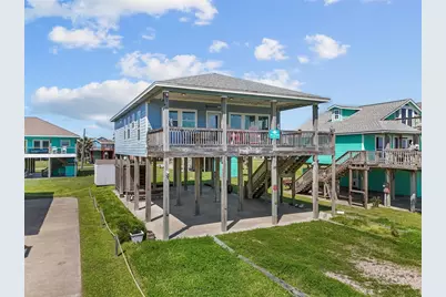 135 Ocean Shore Drive, Crystal Beach, TX 77650 - Photo 2