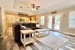 6790 Greenwood Dr, Beaumont, TX 77706 - Photo 4