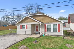 3004 Avenue D, Bay City, TX 77414 - Photo 2