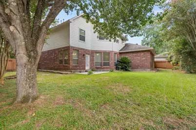 3102 Silverberry Trail, Kingwood, TX 77345 - Photo 4