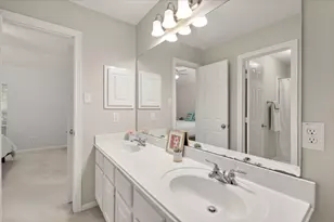 3102 Silverberry Trail, Kingwood, TX 77345 - Photo 36