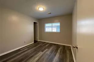 15631 Pilgrim Hall Dr, Friendswood, TX 77546 - Photo 14