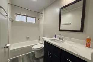 15631 Pilgrim Hall Dr, Friendswood, TX 77546 - Photo 12
