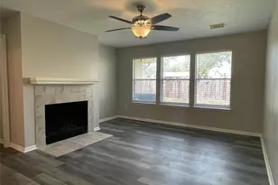 15631 Pilgrim Hall Dr, Friendswood, TX 77546 - Photo 4