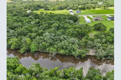 11 River Hollow Way, Blessing, TX 77419 - Photo 10