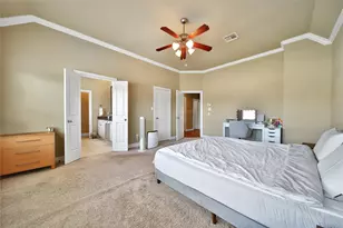 1113 Sherwood Trails, Houston, TX 77043 - Photo 12