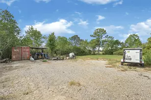 2105 Eagle Rd, Anahuac, TX 77514 - Photo 24