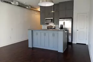 1011 Studemont St, Houston, TX 77007 - Photo 2