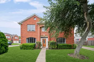 9366 Corner Oaks Ln, Houston, TX 77036 - Photo 1