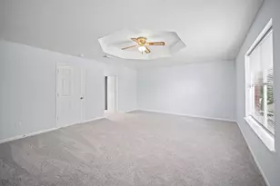 9366 Corner Oaks Ln, Houston, TX 77036 - Photo 20