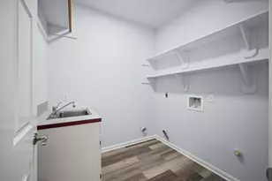 9366 Corner Oaks Ln, Houston, TX 77036 - Photo 30