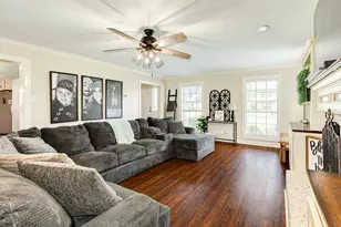 107 Driftwood Dr, Lake Jackson, TX 77566 - Photo 10