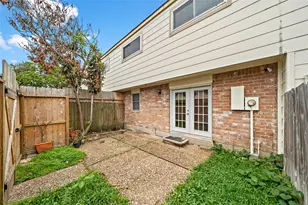 14256 Misty Meadow Ln, Houston, TX 77079 - Photo 20