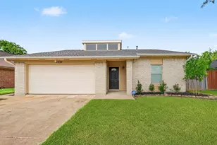 1227 Mission Dr, La Porte, TX 77571 - Photo 1