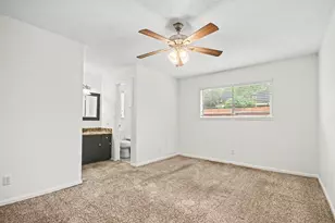 1227 Mission Dr, La Porte, TX 77571 - Photo 12