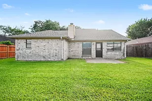 1227 Mission Dr, La Porte, TX 77571 - Photo 22