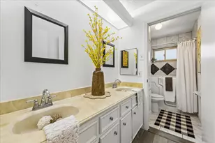 16427 Clearcrest Dr, Houston, TX 77059 - Photo 20