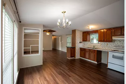 150 Wilcox Dr, Livingston, TX 77351 - Photo 10