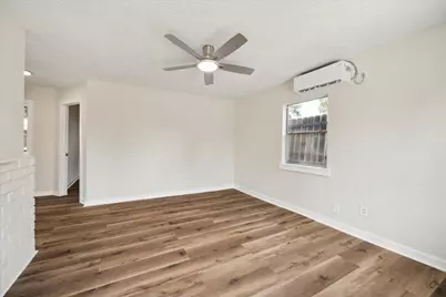 2802 Hardy Street #C, Houston, TX 77009 - Photo 4