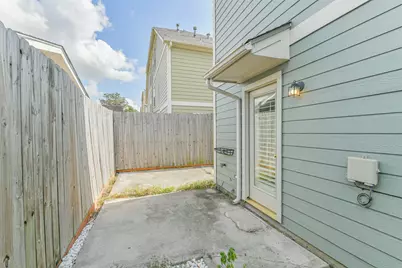 738 Redwing Place Drive, Houston, TX 77009 - Photo 18