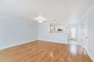 738 Redwing Pl Dr, Houston, TX 77009 - Photo 4