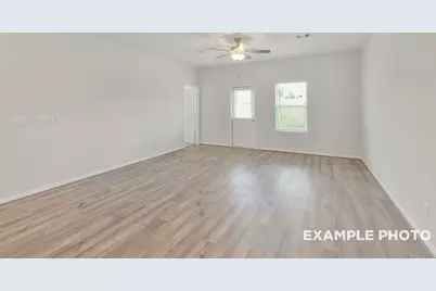 229 East Canopy Crossing Circle, Conroe, TX 77301 - Photo 4