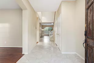 9807 N Villa Dr, Houston, TX 77064 - Photo 2