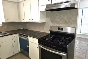 11427 Kirkmeadow Dr, Houston, TX 77089 - Photo 8