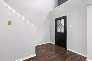 5903 Shadow Creek Ct, Baytown, TX 77523 - Photo 2