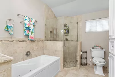 631 Apache Street, Houston, TX 77022 - Photo 36