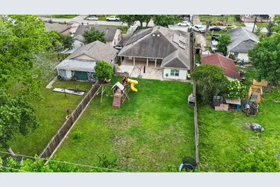 631 Apache Street, Houston, TX 77022 - Photo 10