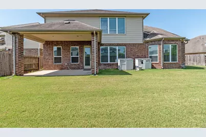 4607 Rockton Hills Lane, Sugar Land, TX 77479 - Photo 4