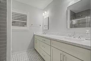 2123 Ridgecrest Dr, Houston, TX 77055 - Photo 34