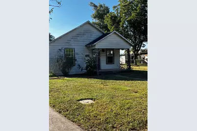 615 N Fourth St, Ganado, TX 77962 - Photo 2